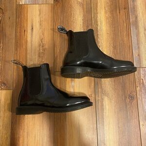 Doc Marten Chelsea Boot